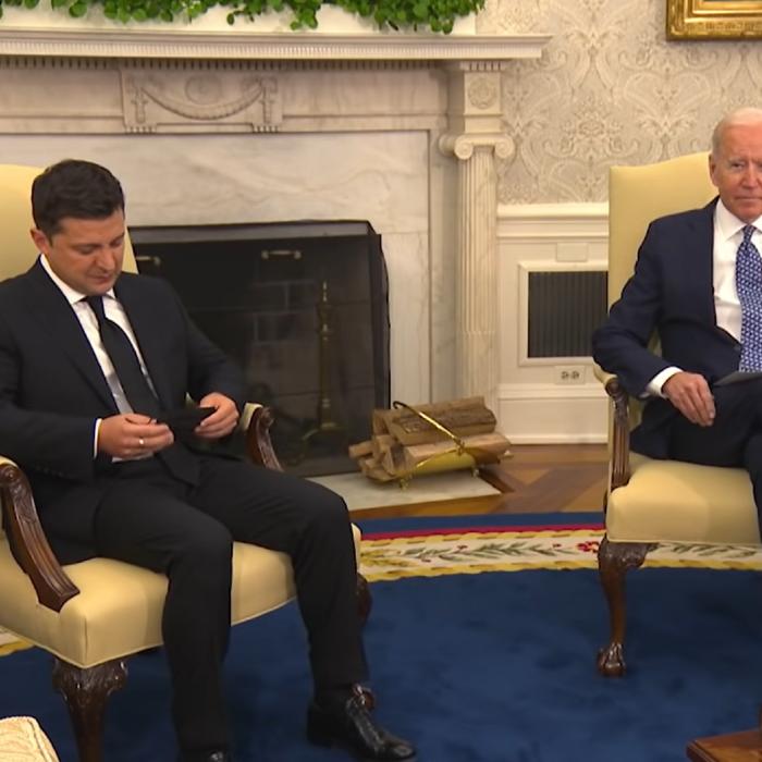 Joe Biden refuză să-i trimită lui Volodimir Zelenski avioane de luptă F-16: „Nu!”