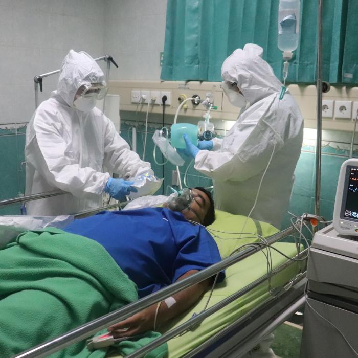 A făcut infarct, dar nu era niciun medic în spital să îl ajute. Bărbatul a murit, deși putea fi salvat
