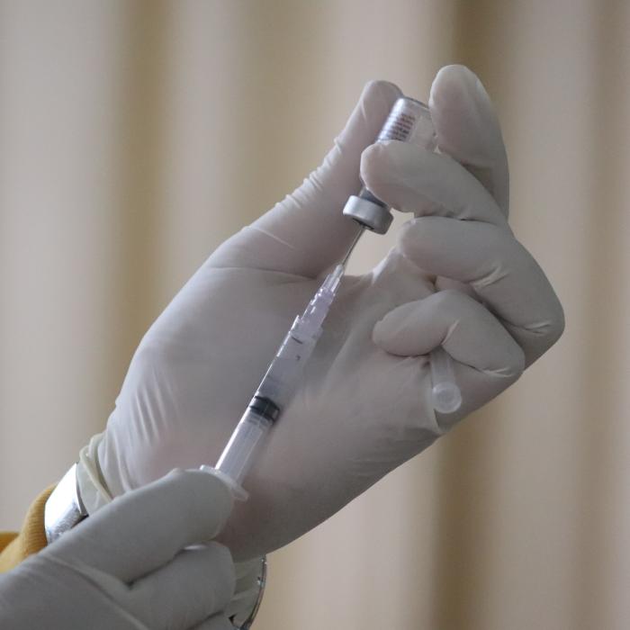 New York pune capăt obligativității vaccinului COVID-19 pentru angajații orașului