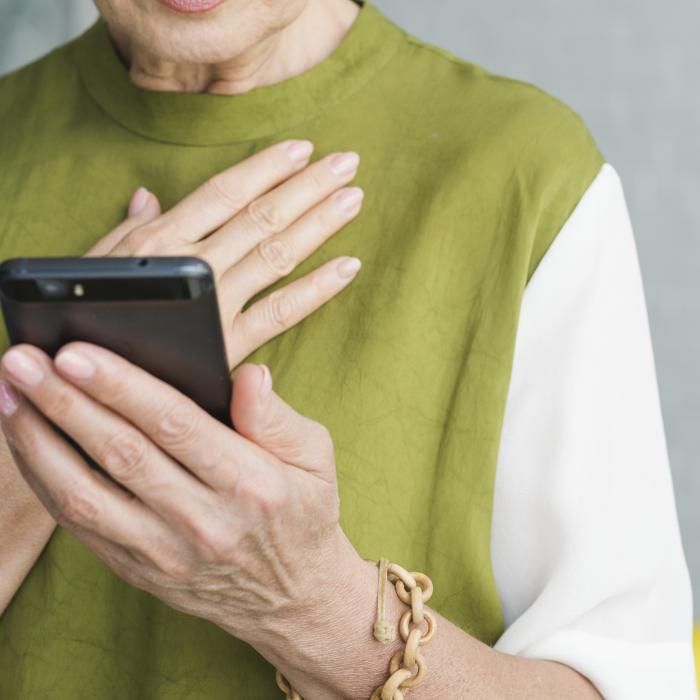 Români, păcăliți de patroni în străinătate. Au rămas fără pensie după ce au aflat cu stupefacție că au muncit la negru