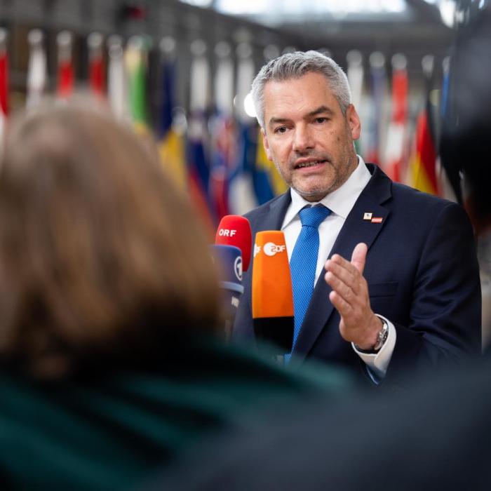 „România are astăzi o greutate internațională mai mare decât Austria“. Guvernul vienez, criticat dur de investitori, după răspunsul negativ pentru Schengen