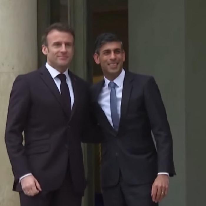Acord istoric între Marea Britanie și Franța. Ce au decis Rishi Sunak și Emmanuel Macron