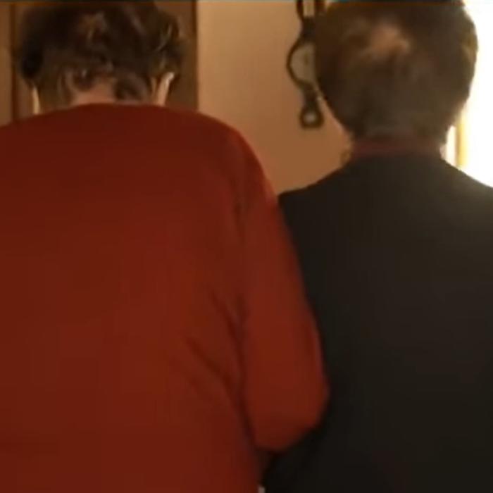 Badantă, condamnată în Italia după ce a violat și agresat pensionara de care avea grijă: Ani grei de închisoare pentru îngrijitoarea moldoveancă