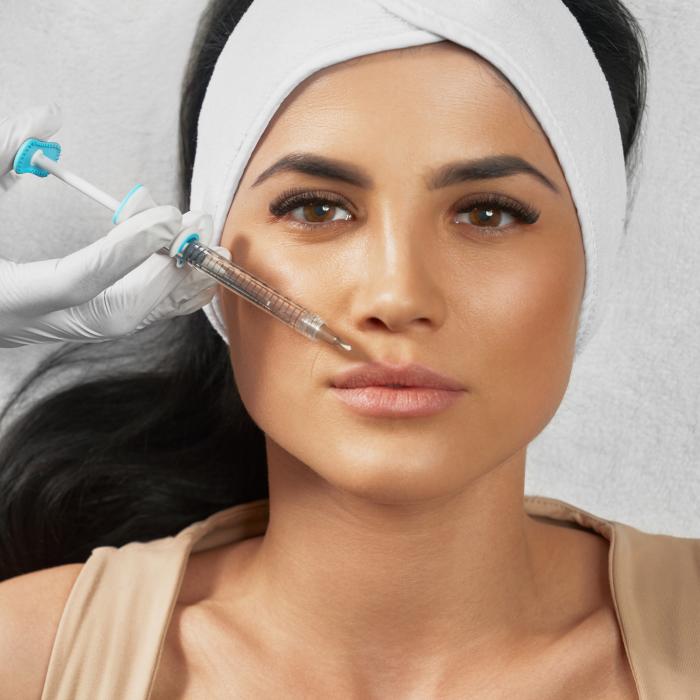 200 de chirurgi esteticieni cer oprirea vânzărilor de acid hialuronic: Victime "uneori desfigurate pe viaţă"