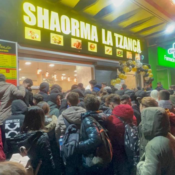 Tzancă a explicat de ce și-a închis shawormeria