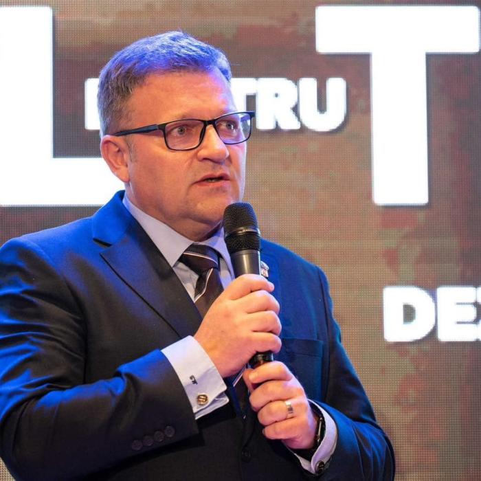 Anunțul zilei despre banii românilor. Marius Budăi: Pensiile se plătesc mai devreme