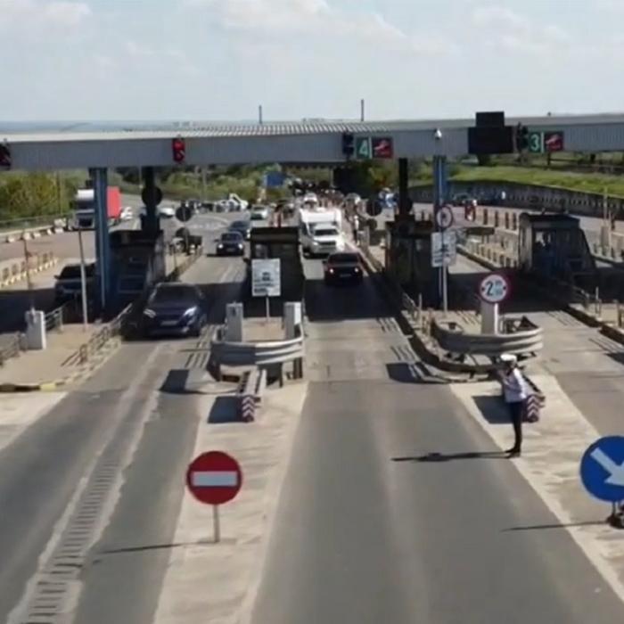 Taxa de pod de la Feteşti va fi suspendată