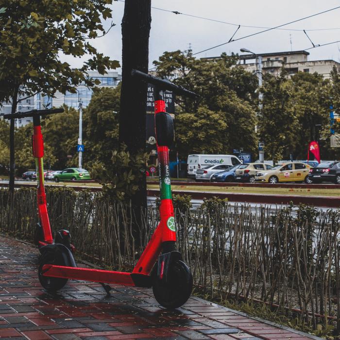 Austria. Tânăr român, desfigurat după un accident cu trotineta electrică: Doi trecători l-au găsit și au dat alarma