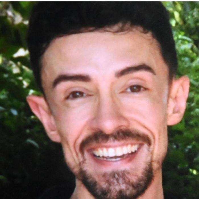 Doi români, bănuiți că au lăsat fără suflare un italian în timpul unui joc erotic. Ulterior i-au furat cardurile și mașina