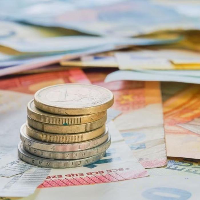 Angajatorii italieni pot primi 8.000 de euro de la stat, dacă angajează femei