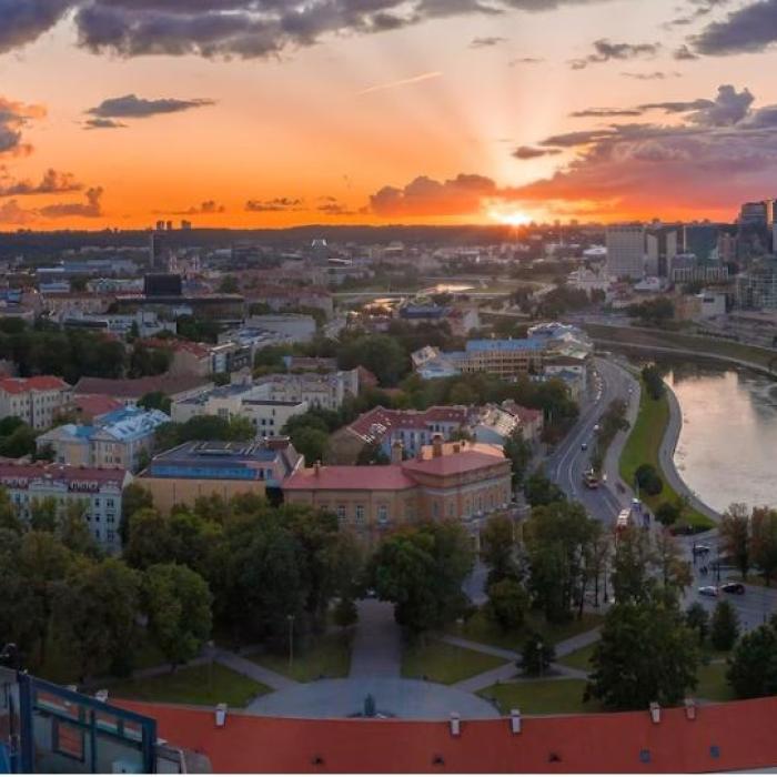 MAE, anunț pentru românii care călătoresc în Lituania: restricţii de circulaţie şi controale la frontieră