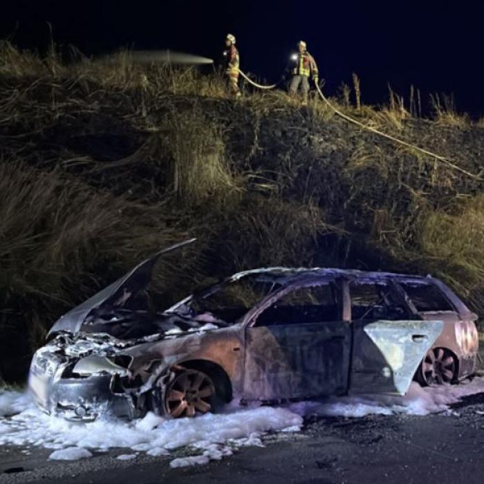 Germania. Mașina unui român a fost cuprinsă de flăcări pe autostradă și a ars în întregime