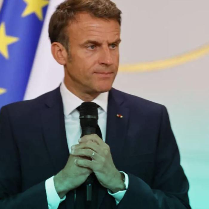 Președintele Macron a primit un plic cu o bucată dintr-un deget