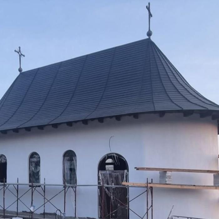 Italienii de lângă Torino se opun construirii unei biserici ortodoxe românești. Au început strângerea de semnături