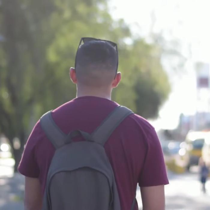 Doi români din Tenerife au lansat o piesă cu un mesaj puternic: „Cum să depășim obstacolele în căutarea visurilor noastre”