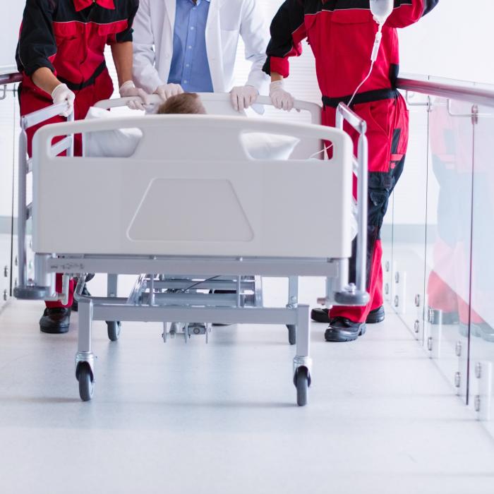 O mamă, a cărei fetiță a murit din cauza unui diagnostic greșit într-un spital din Italia, își strigă disperarea: „Vor să mă demoleze psihic“