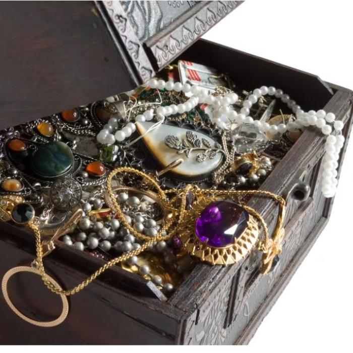 Jaf pe autostrada Brenner din Italia: un bărbat a rămas fără bijuterii și pietre prețioase de 5 milioane de euro