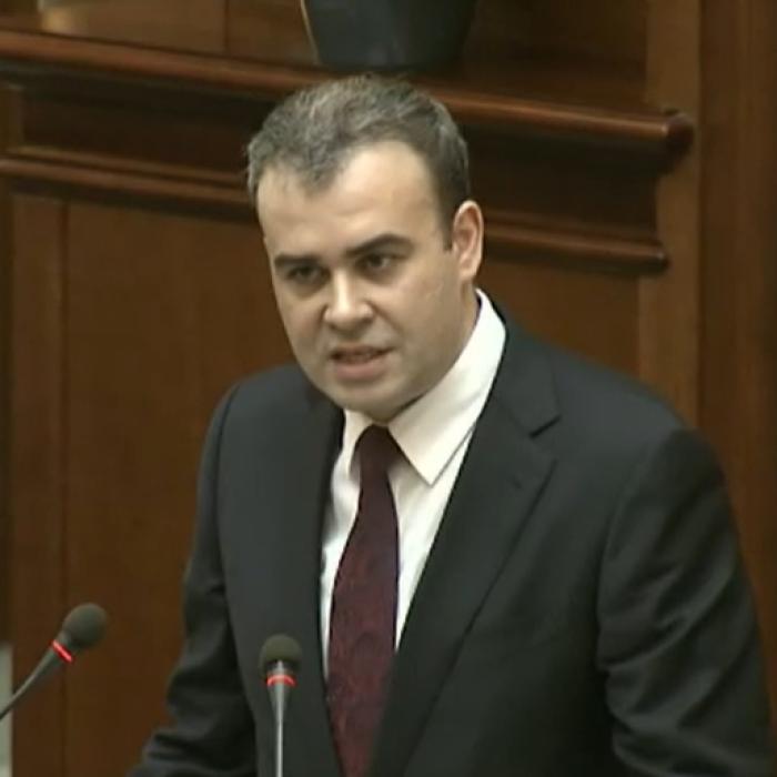 Darius Vâlcov, predat de italieni României, ajunge astăzi în țară