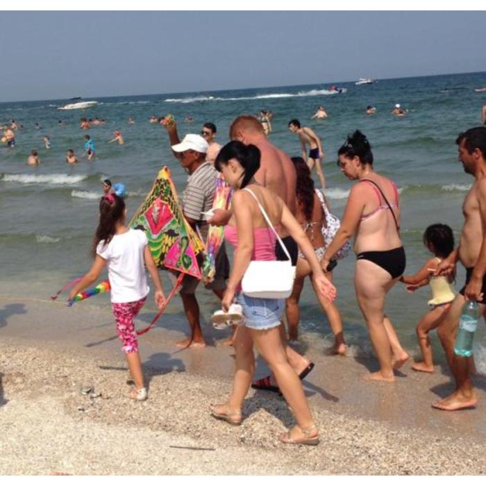Zi neagră pe litoral: Şapte persoane duse în largul mării de curenţii puternici, la Mamaia; trei dintre acestea au decedat