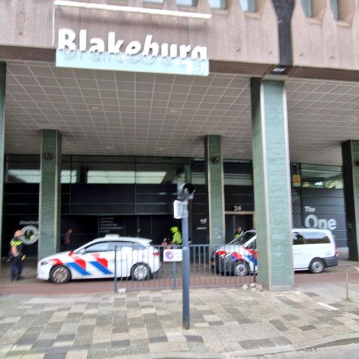 Cinci români fără acte de identitate, arestați după ce au dormit în stradă, în centrul orașului Rotterdam