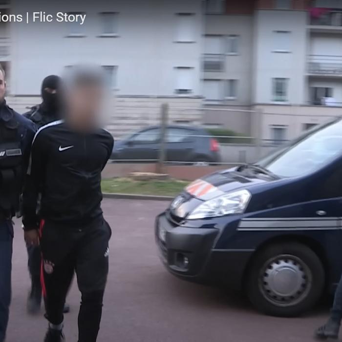 Doi români condamnați la închisoare, în Franța, pentru furturi din locuințe. Au fost prinși din întâmplare, pentru că circulau cu o rablă
