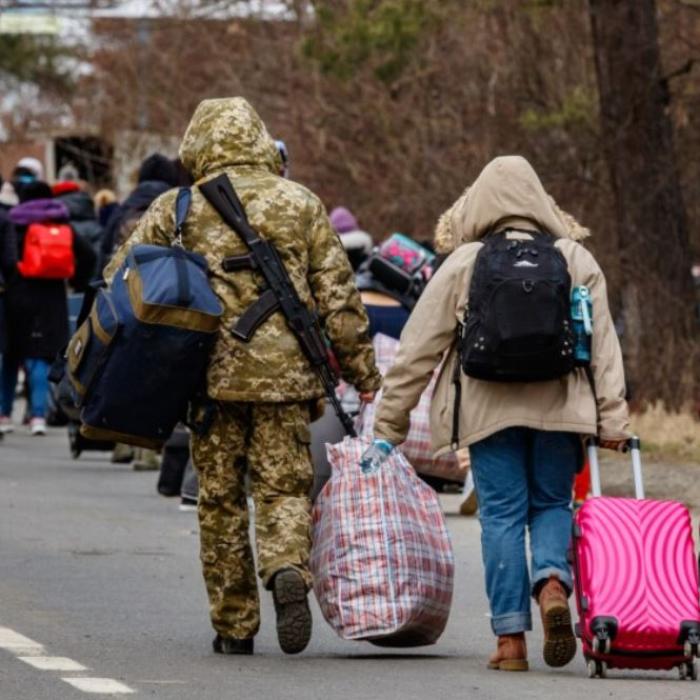 Sute de bărbați ucraineni forțează granița cu România. Vor să scape de armată 