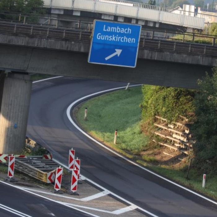 Austria. Un român beat a făcut dezastru pe o autostradă, încercând să scape de poliție