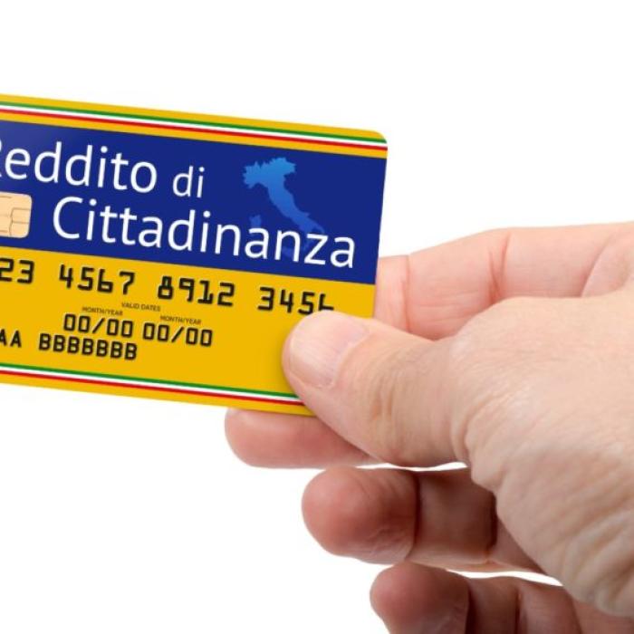 Italia. Cine sunt cei excluși de pe lista beneficiarilor Venitului de cetățenie, care riscă să rămână fără ajutoare de la 1 septembrie