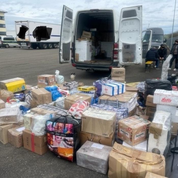 Microbuz românesc, blocat de poliție în Germania. Pasagerii au fost lăsați pe jos cu tot cu bagaje