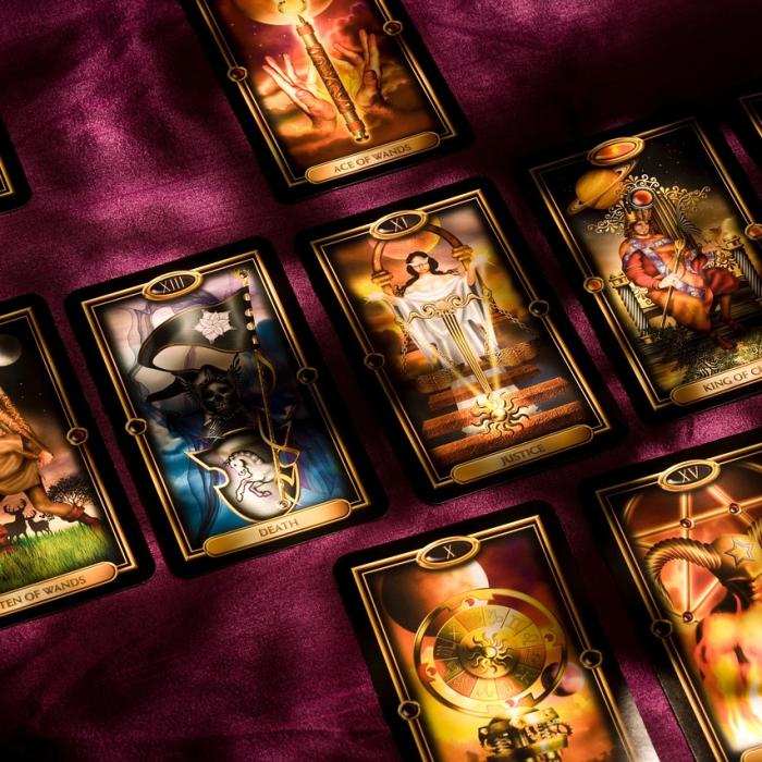 Horoscop Tarot, 31 august 2023. Un vis al Taurilor devine realitate; Săgetător, deschide-ți inima pentru sentimentele tale: Previziuni pentru toate zodiile