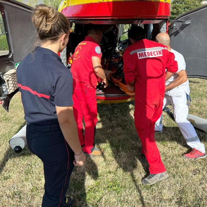 Motocicilist rănit într-un accident, salvat după patru zile, de un șofer: „Primul lucru pe care l-a cerut a fost ceva de mâncare”