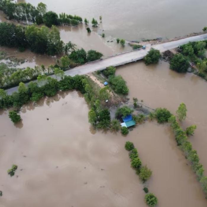 Primarul din Derna estimează că numărul morţilor din inundaţiile din Libia ar putea ajunge la 20.000