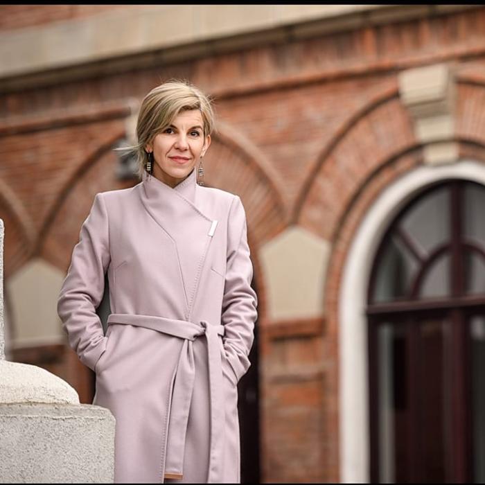Ana-Maria Rusu, o iubită profesoară de muzică din Focșani a fost selectată în top 50 Global Teacher Prize 2023. Este a treia din România 