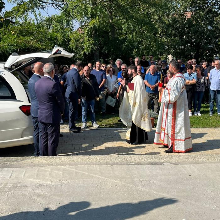 Italia. Lacrimi și durere la înmormântarea lui Ștefan, un român mort la 22 de ani. Comunitatea din Chivasso a fost alături de părinții săi, originari din Bacău