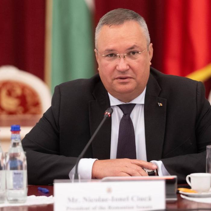 Regretele lui Nicolae Ciucă legate de familie: Nu am fost acasă când a plecat copilul la școală!