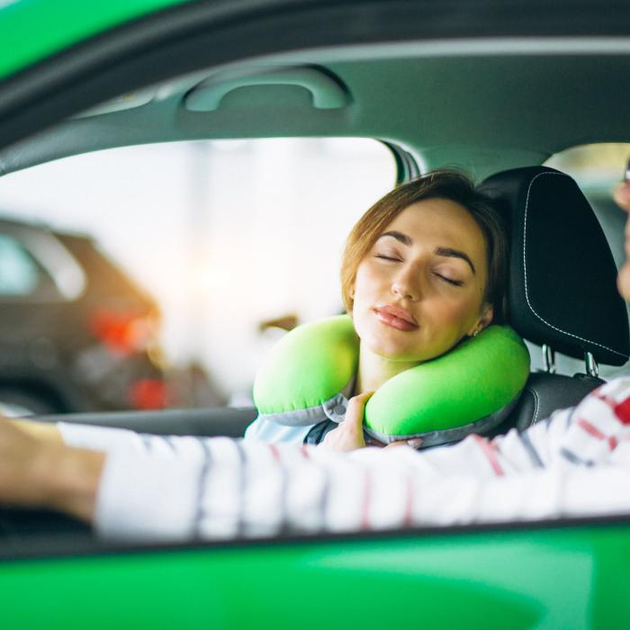 Instructor auto, arestat după gesturi indecente față de o cursantă de 18 ani 