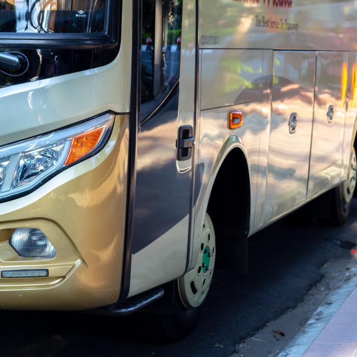 Cetățean român arestat în Italia pentru predarea unei legitimații false în timpul unui control în autobuz
