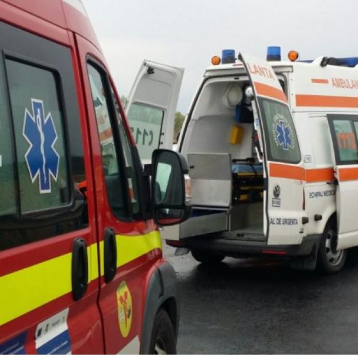 Impact dezastruos pe DN 67 din Vâlcea: Șapte răniți. Accidentul a fost filmat cu o cameră de bord