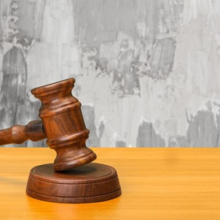 Justiția italiană a forțat doi frați de 40 de ani fără joburi să plece din casa părintească. Trebuie să devină independenți 