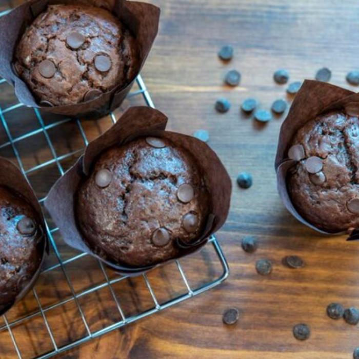 Brioșe de ciocolată cu pere, un desert delicios de toamnă. Rețeta te va cuceri pe loc!
