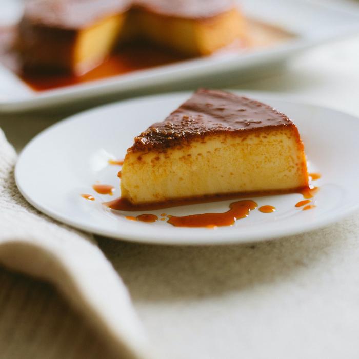 Cremă de zahăr ars: Cel mai bun desert al copilăriei