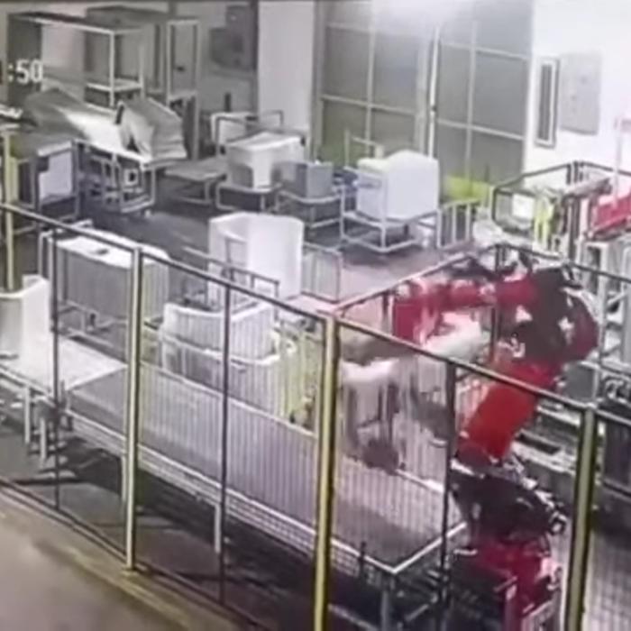 Tragedie în Coreea de Sud: Bărbat ucis de un robot de manipulare a cutiilor de legume
