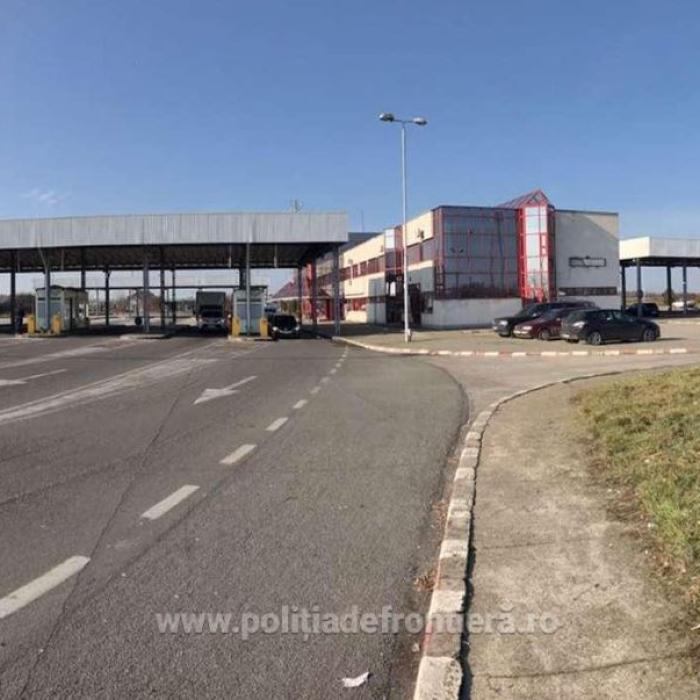 Un tânăr român care trebuia să se afle în arest, prins la frontieră