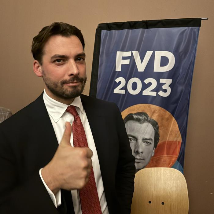 Un deputat de extremă-dreaptă, agresat în ajunul alegerilor legislative din Olanda