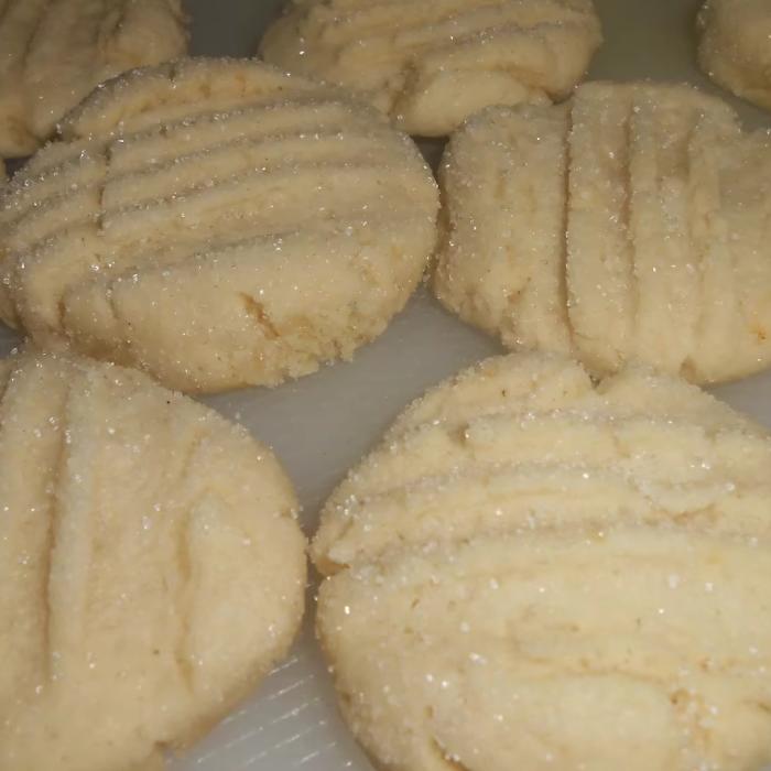 Biscuiți de post fragezi: Un desert delicios foarte ușor de gătit