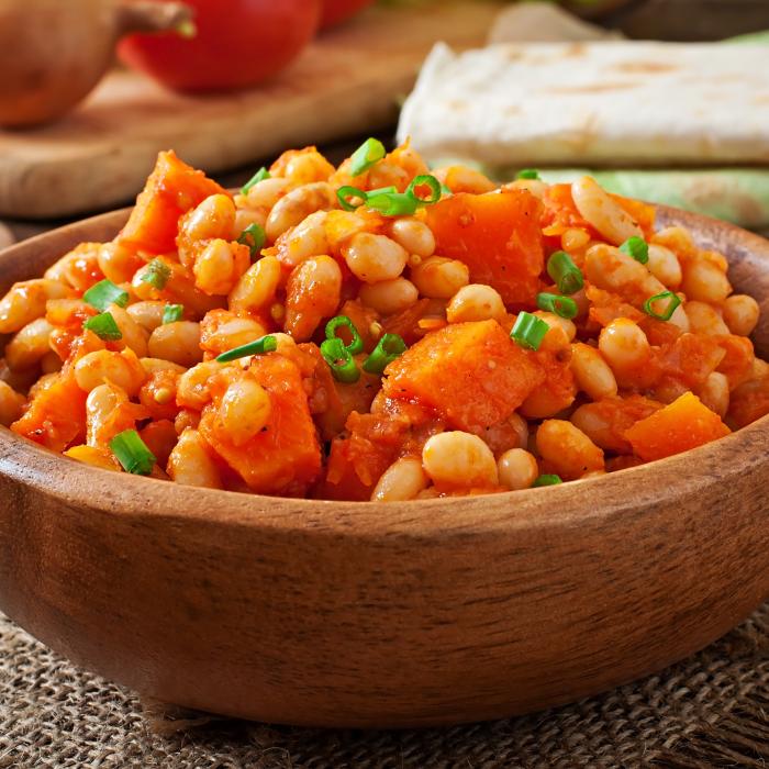 Tocăniță de legume cu năut, o cina gustoasă și sănătoasă pentru postul Crăciunului