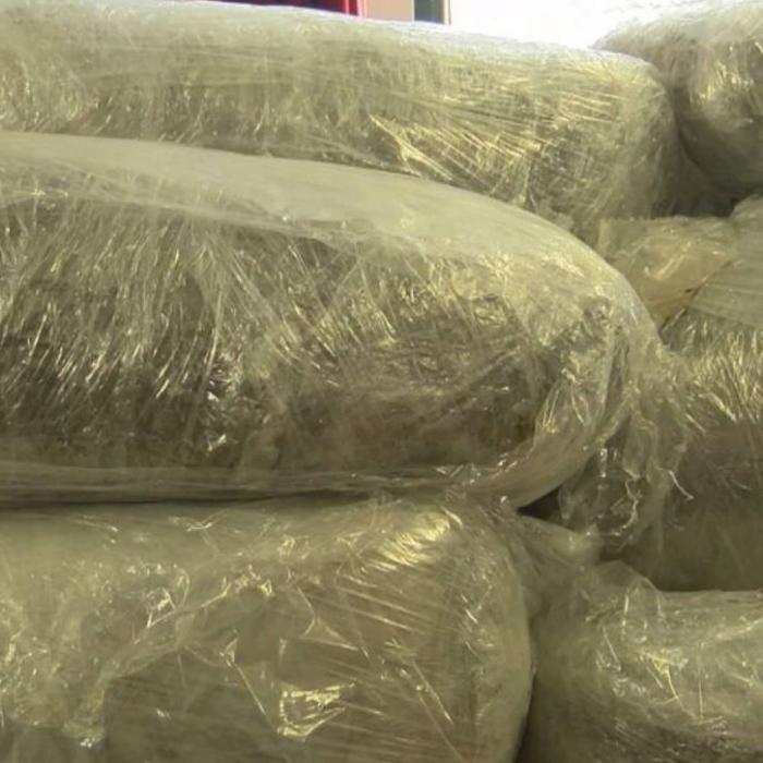 Un vameș bulgar, prins cu 15 kilograme de marijuana în mașină