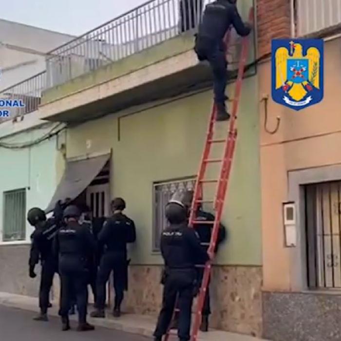 Rețea infracțională românească destructurată în Spania: zeci de fete, ademenite prin metoda „lover boy”