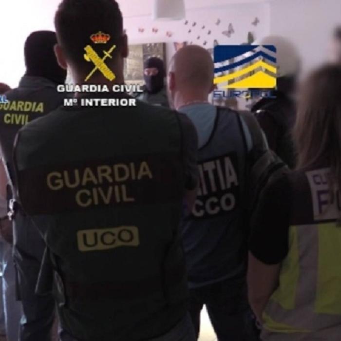 Trei români, din aceeași familie, arestați pentru furturi din proprietăți agricole din Spania