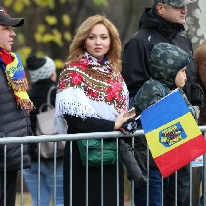 Sondaj IRES: Şapte din zece români cred că direcţia în care merge România este greşită